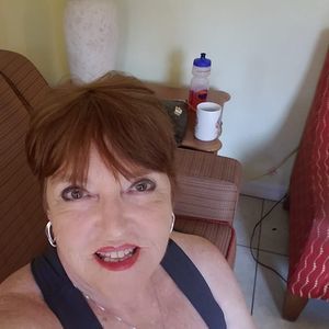 Meet your Posher, Faye